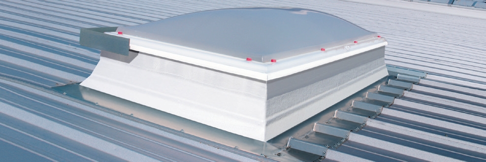 Sistem de soclu VELUX Commercial TRP, compozit aluminiu-GFK